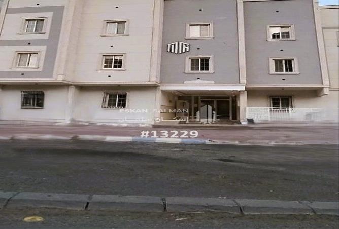 4 bedroom apartment in Bani Bayadah 3