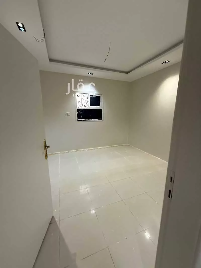 3 bedroom floor in Al Munsiyah 5