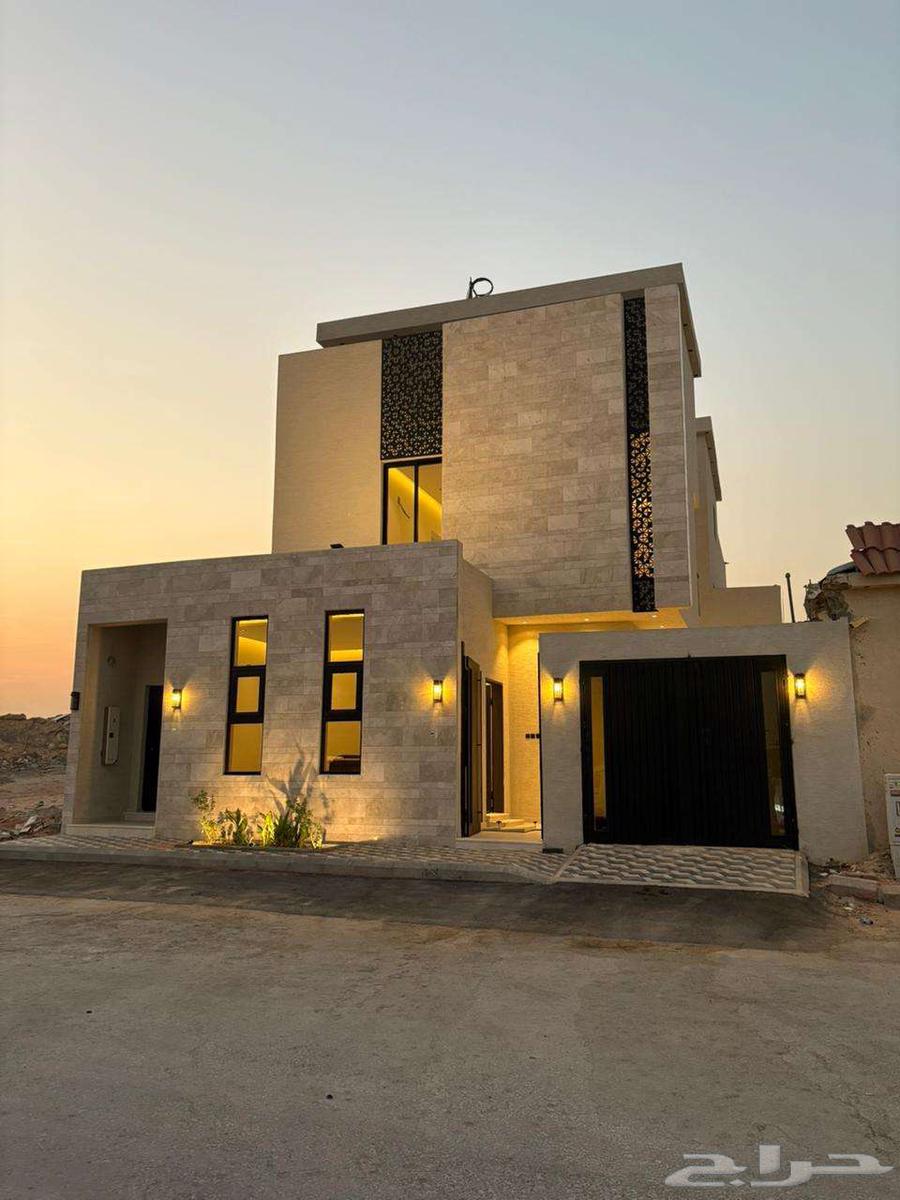 6 bedroom villa in Al Mahdiyyah 2