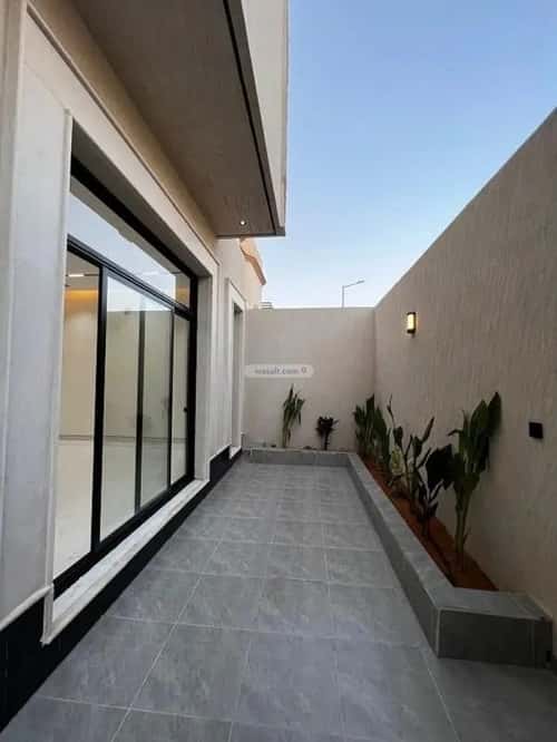 8 bedroom villa in Al Khaleej 3