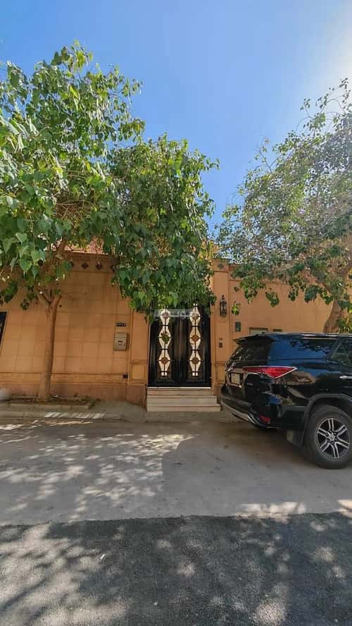 10 bedroom villa in Al Yasmin 2