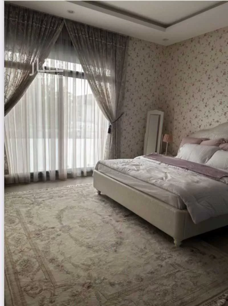فيلا 5 غرف في العارض 7