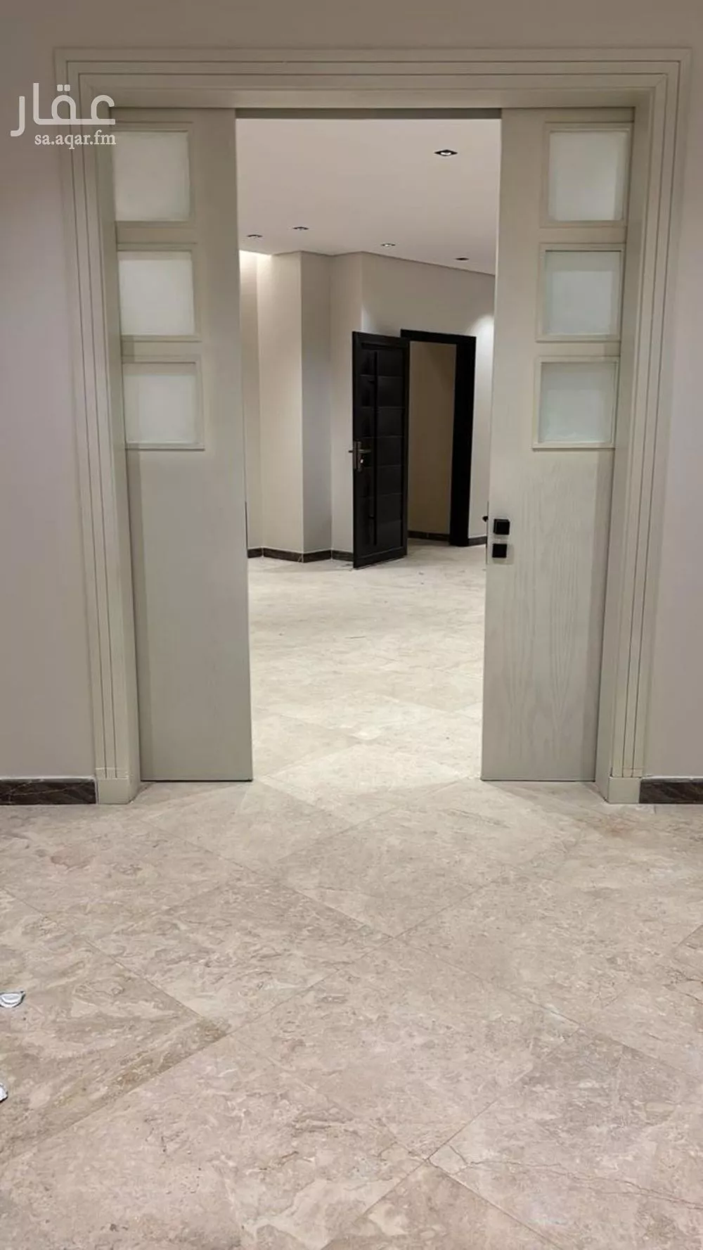 فيلا 10 غرف في الياسمين 2