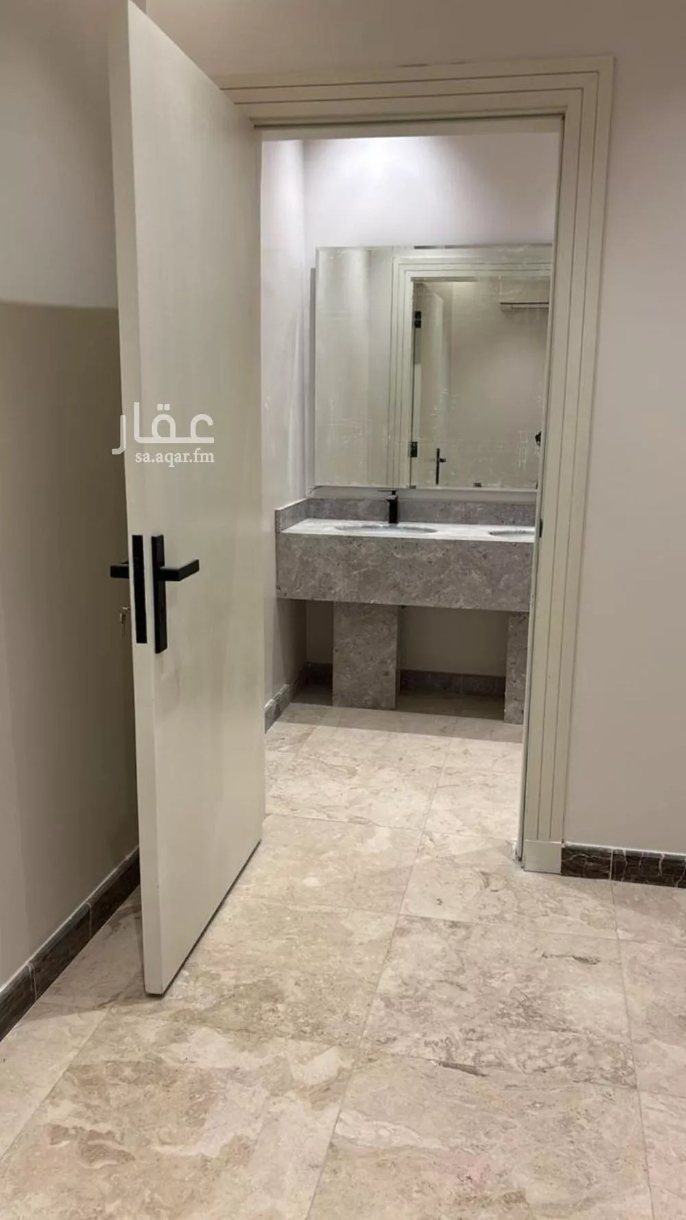 فيلا 10 غرف في الياسمين 5