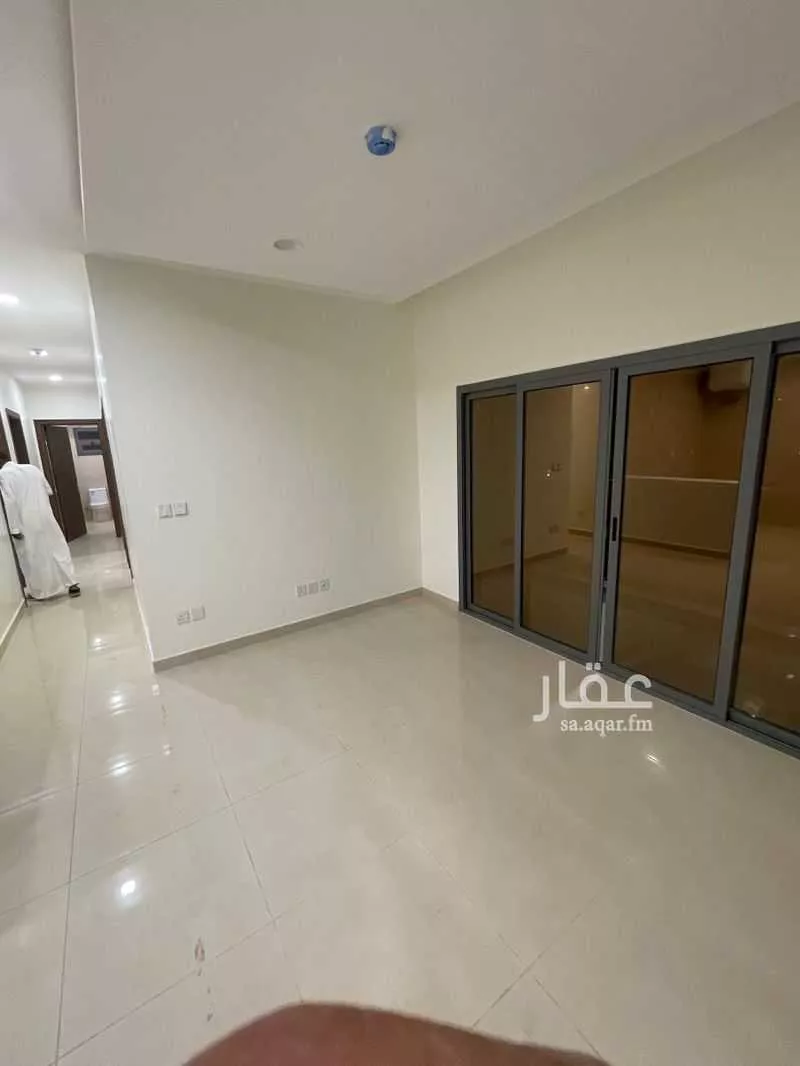 4 bedroom apartment in Tuwaiq, Riyadh 12