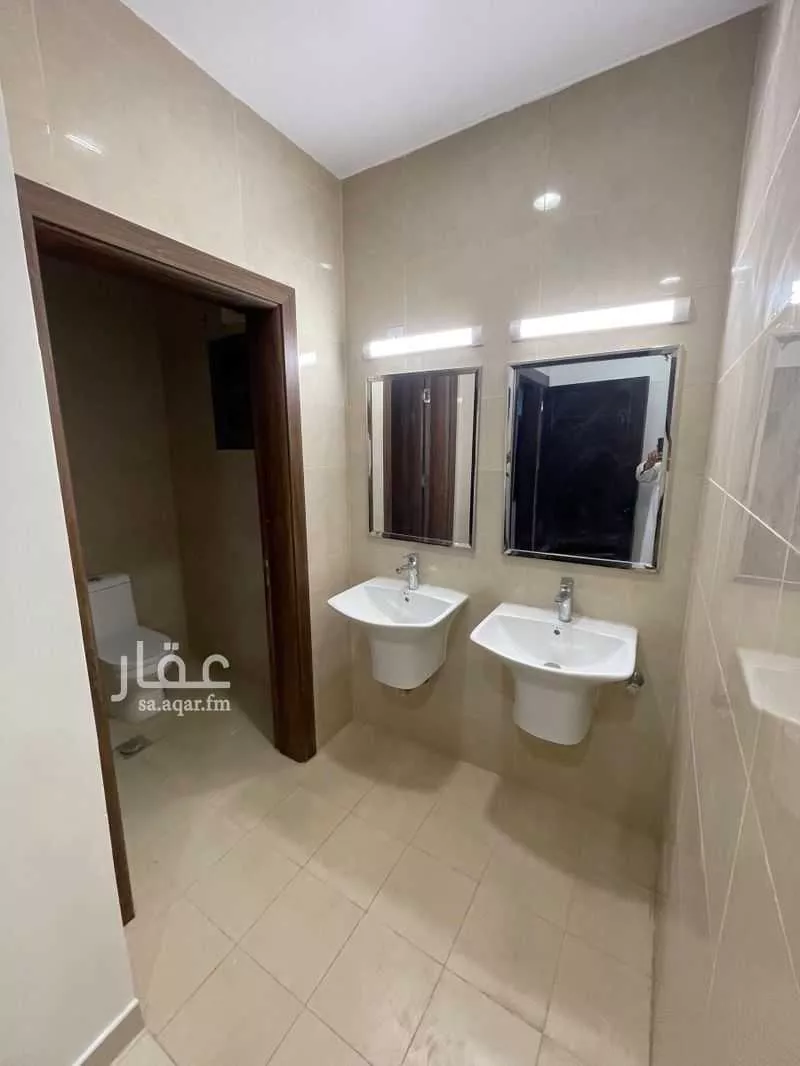 4 bedroom apartment in Tuwaiq, Riyadh 14