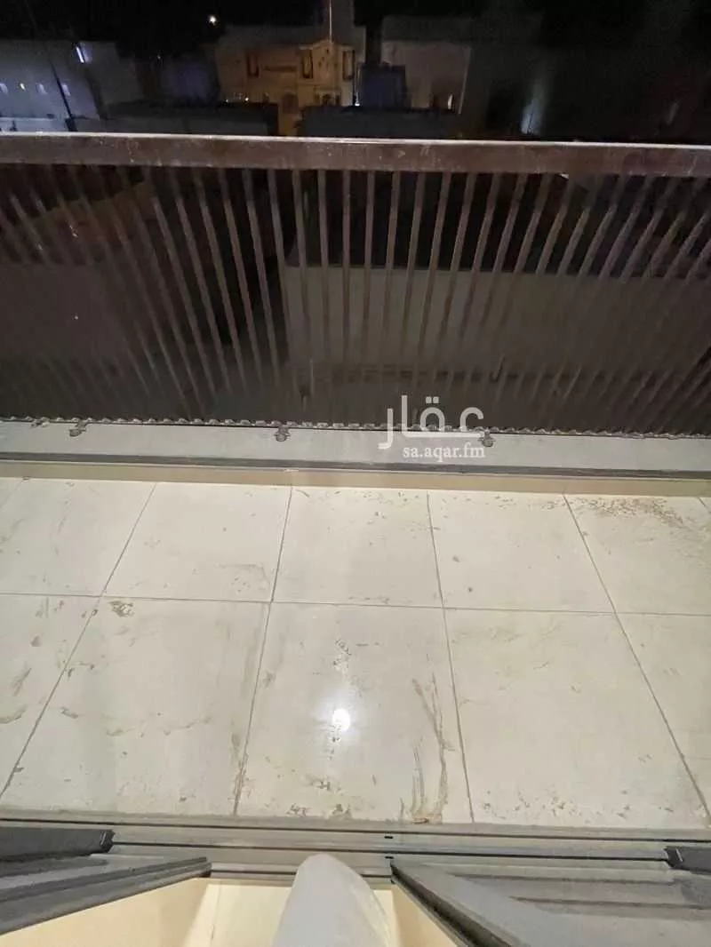 4 bedroom apartment in Tuwaiq, Riyadh 15