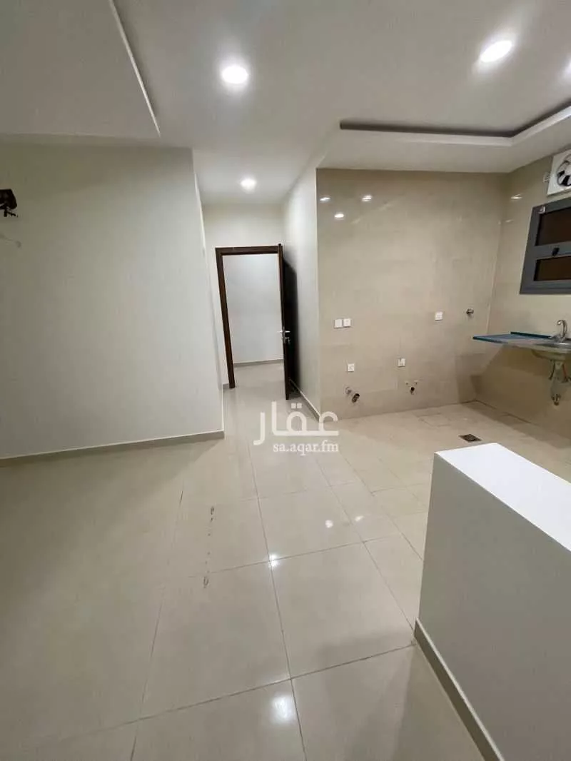 4 bedroom apartment in Tuwaiq, Riyadh 5