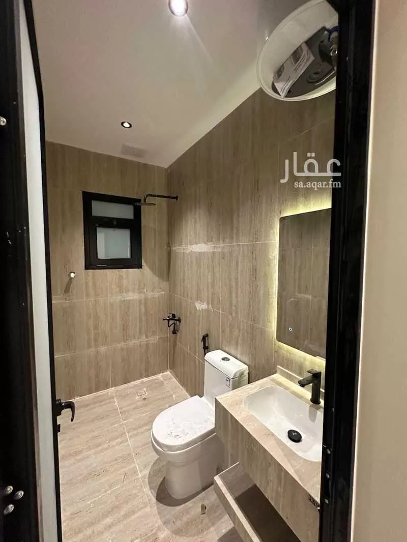 شقة 8 غرف في الندى 6