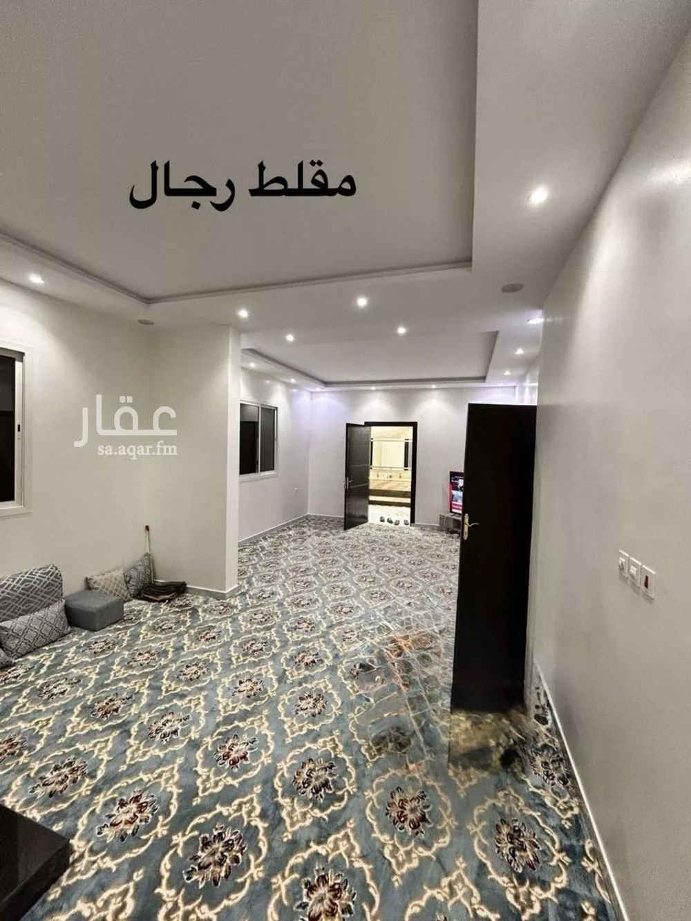 8 bedroom villa in Al Rimal 17
