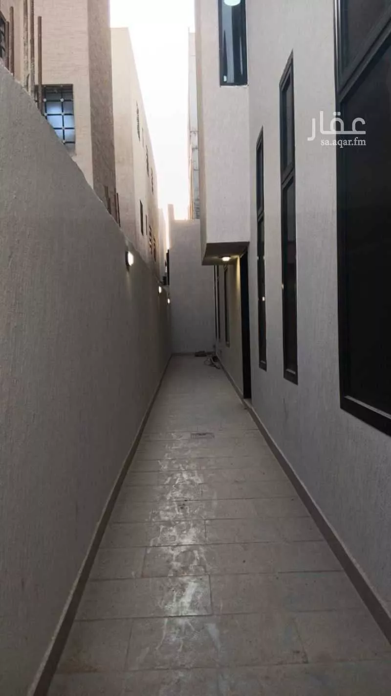 4 bedroom floor in Al Narjis 2