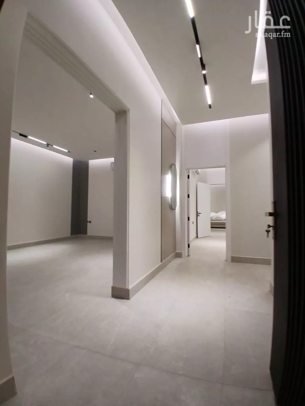 5 bedroom villa in Al Yarmouk 28