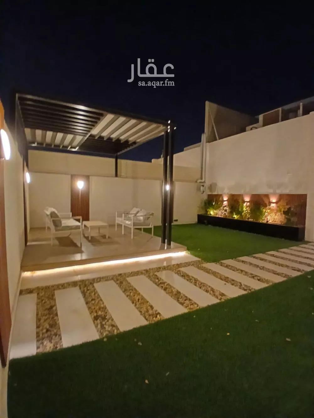 5 bedroom villa in Al Yarmouk 4