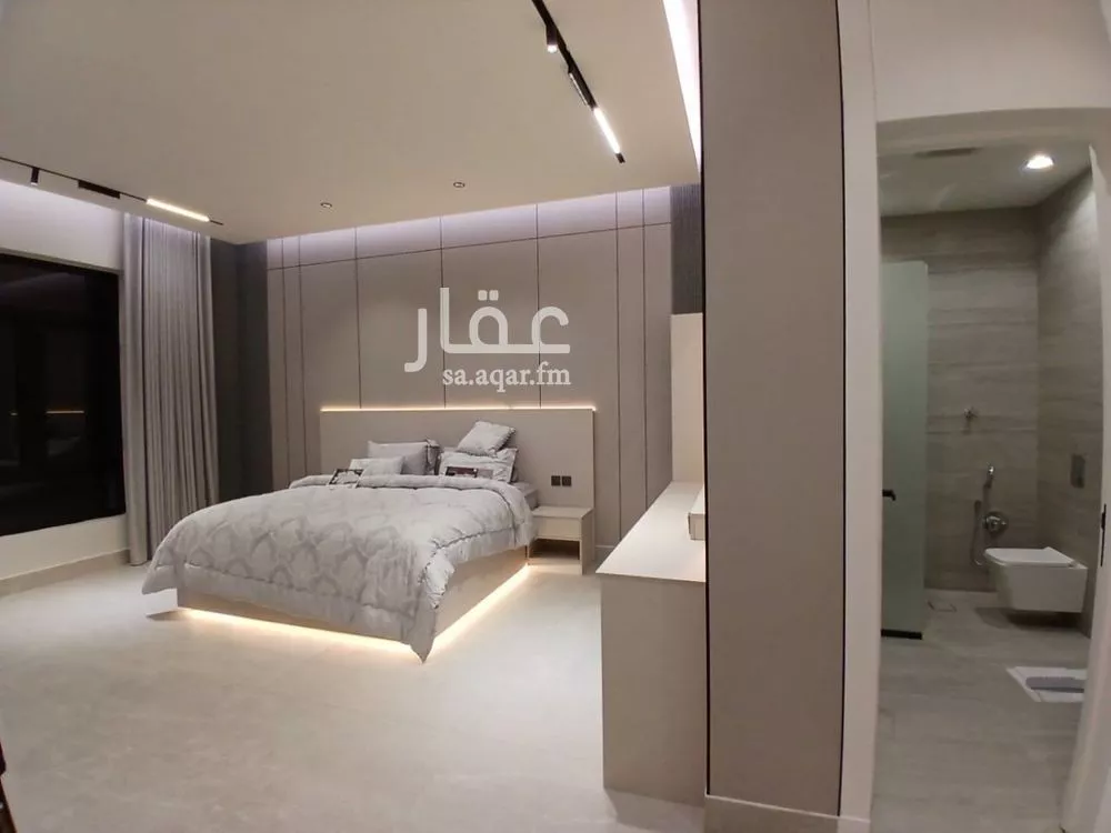 5 bedroom villa in Al Yarmouk 9