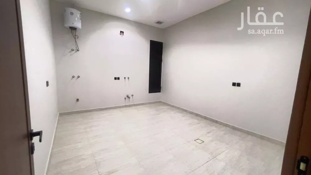 6 bedroom villa in Al Janadriyah 21