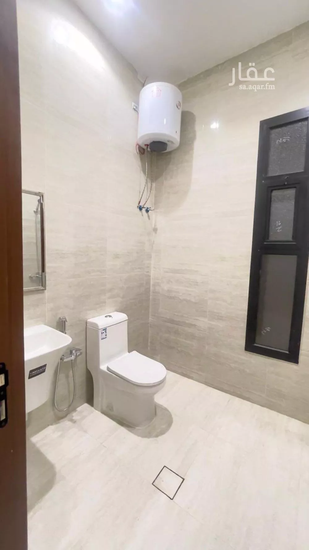 6 bedroom villa in Al Janadriyah 6