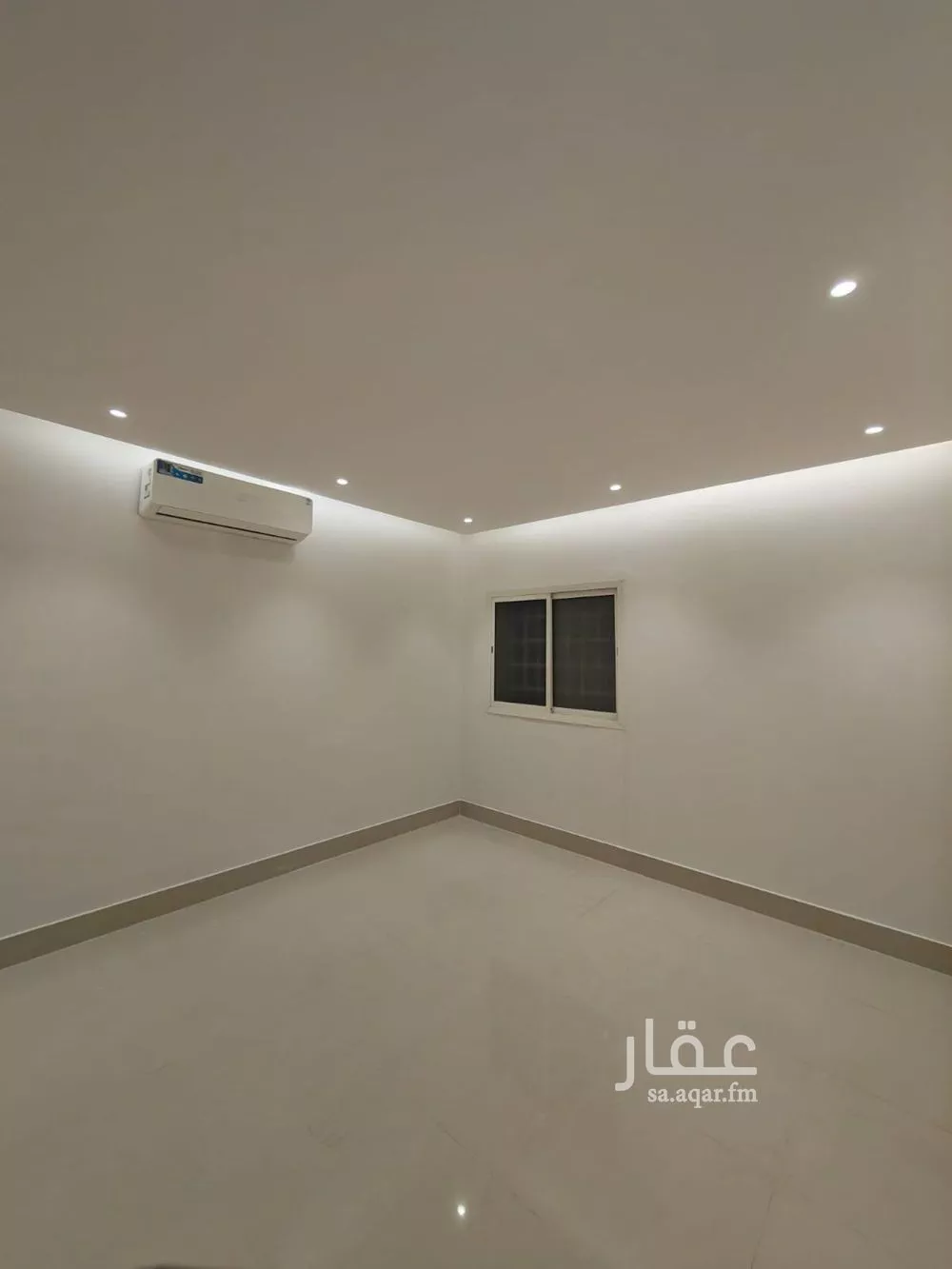 شقة 4 غرف في النخيل 5