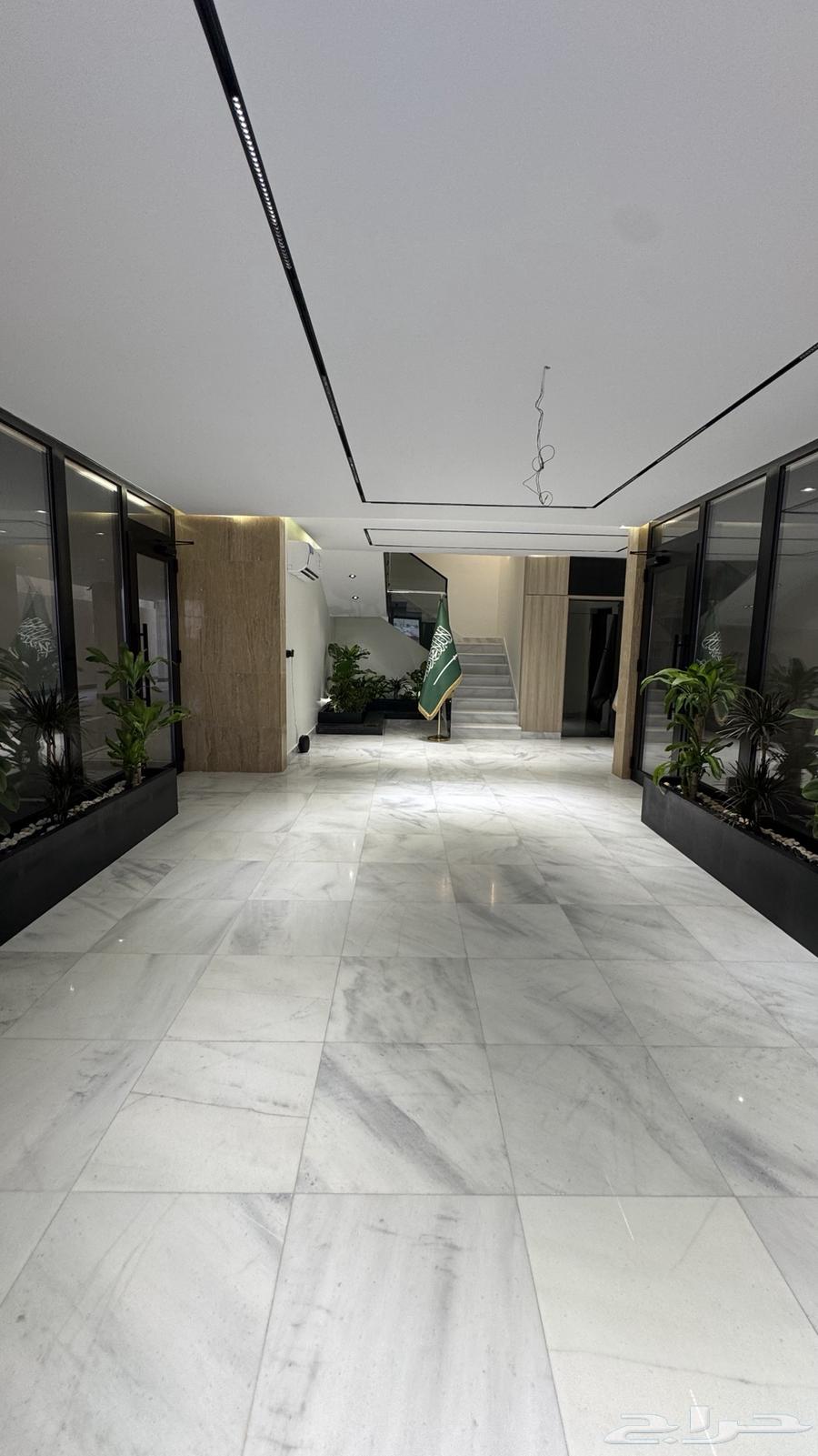 شقة 4 غرف في ولي العهد 5