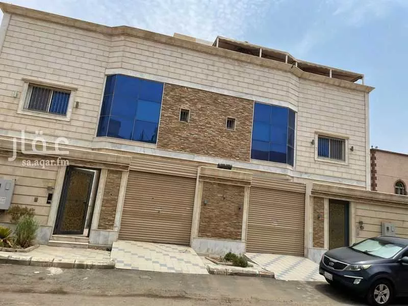 7 bedroom villa in Taibah 3