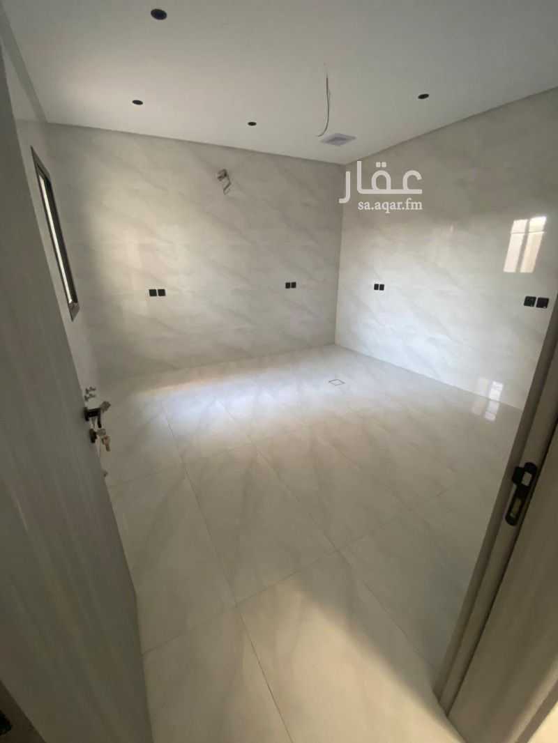 5 bedroom villa in Al Quraynah, Jeddah 19