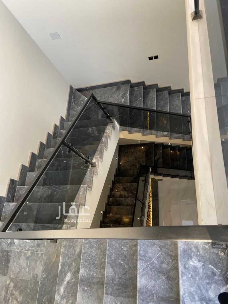 5 bedroom villa in Al Quraynah, Jeddah 4