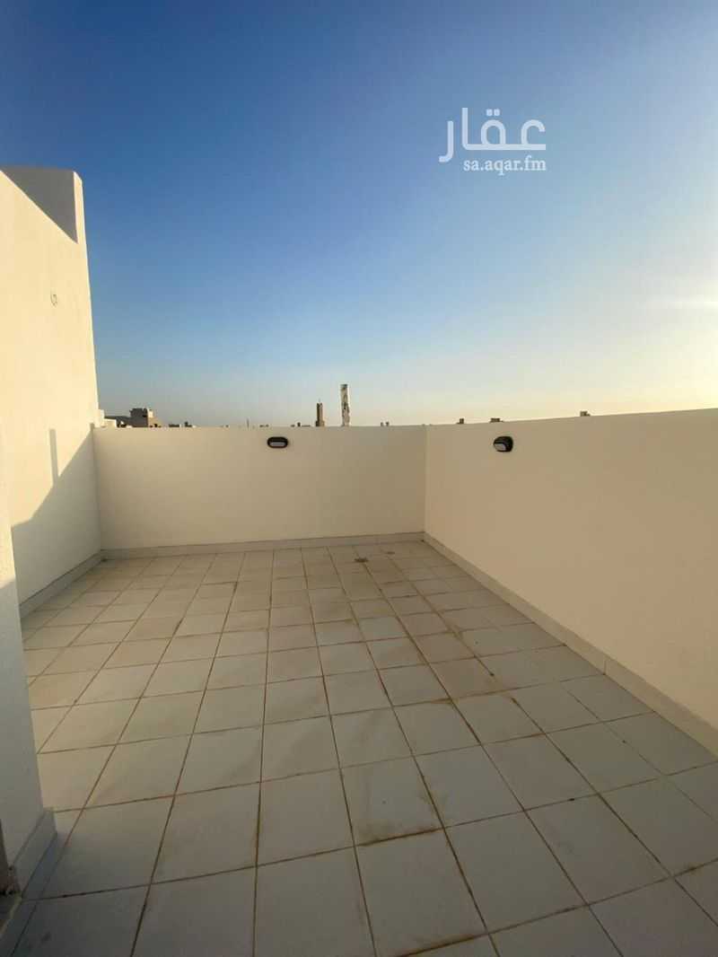 5 bedroom villa in Al Quraynah, Jeddah 9