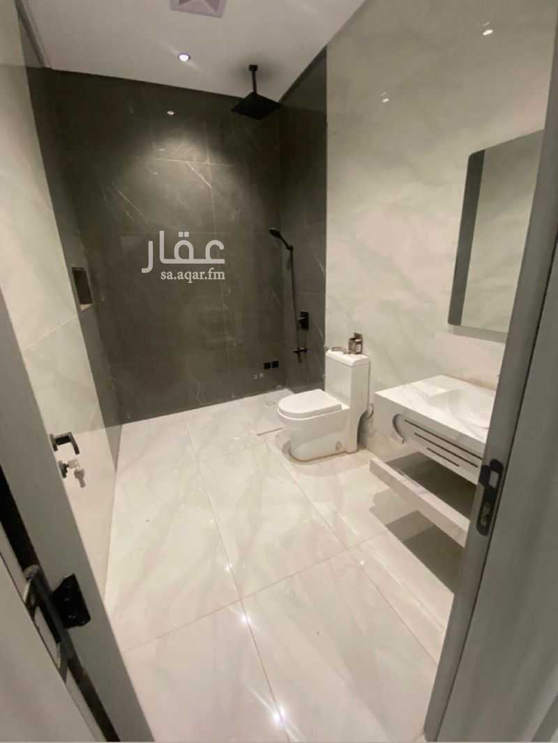 5 bedroom villa in Al Quraynah, Jeddah 6