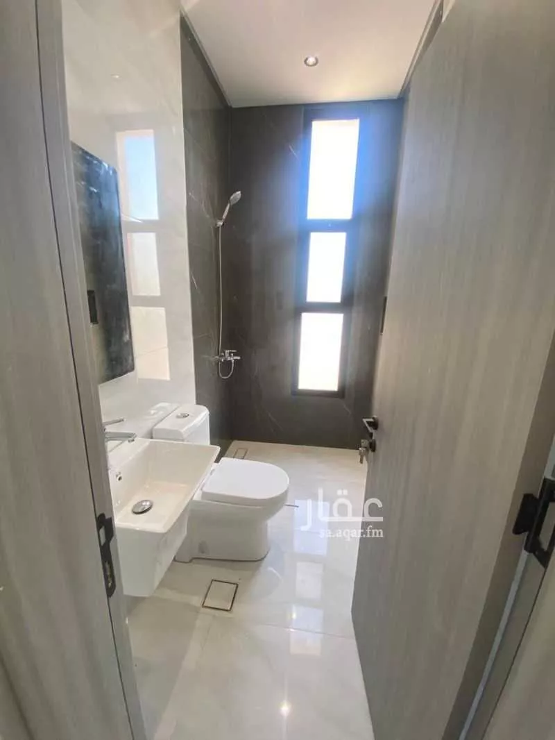 8 bedroom villa in Al Quraynah, Jeddah 14