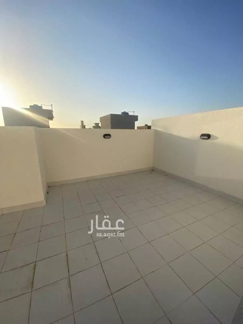 8 bedroom villa in Al Quraynah 5