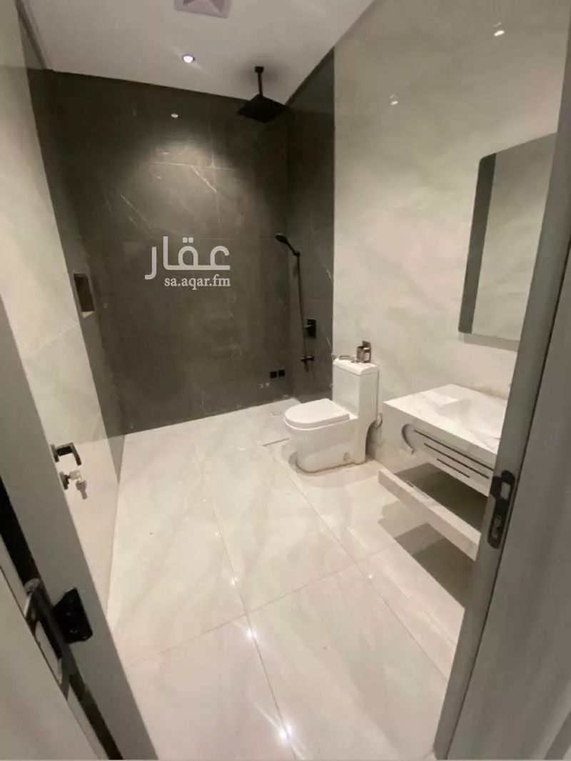 8 bedroom villa in Al Quraynah, Jeddah 6