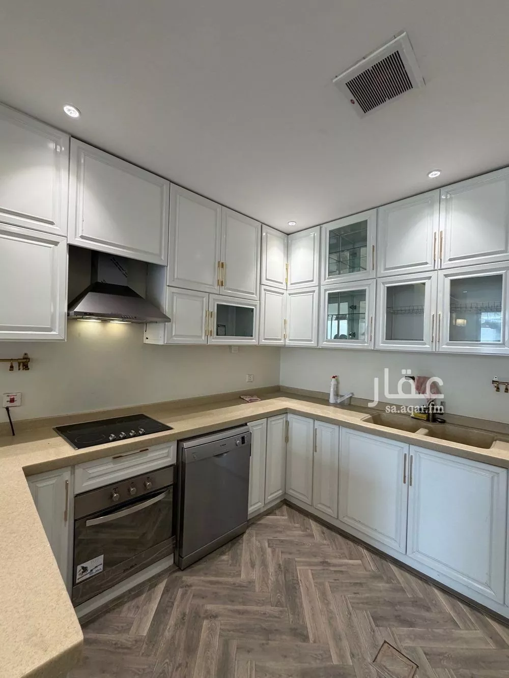 شقة 3 غرف في الياسمين 1