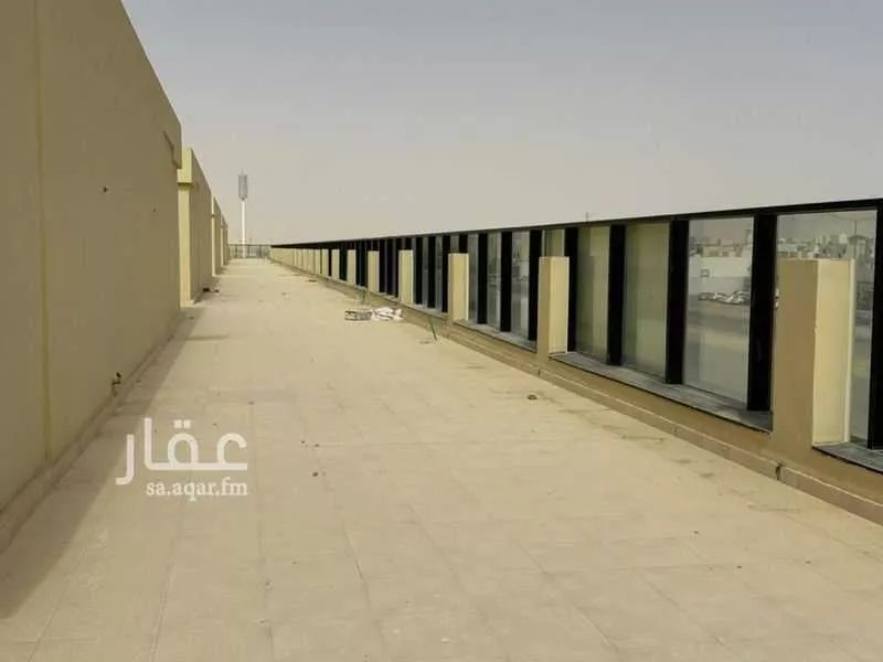عمارة 7338 م² في العارض 2