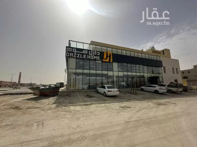 عمارة 7338 م² في العارض 8