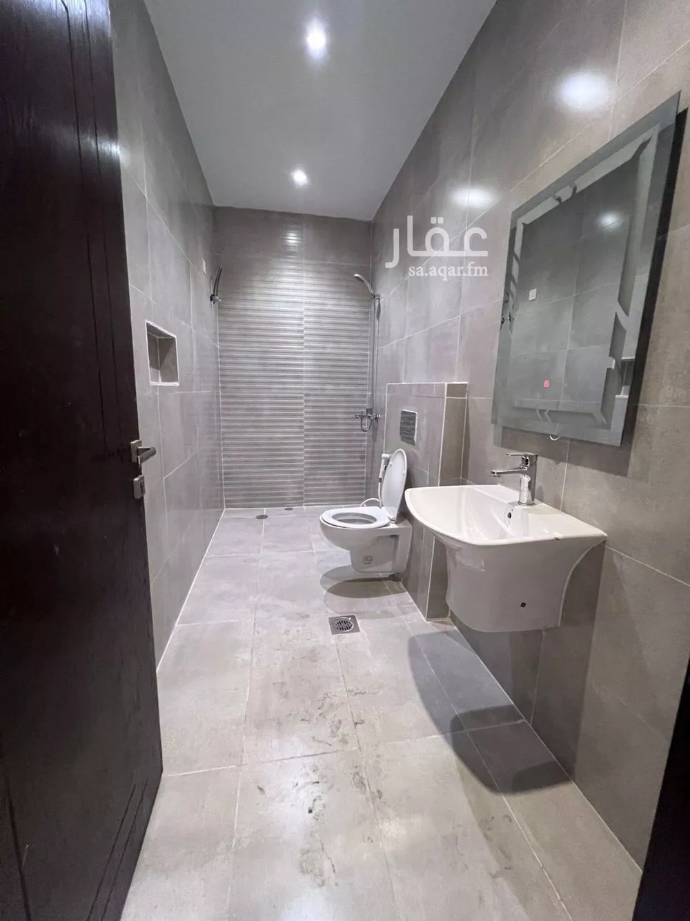 4 bedroom apartment in Al Wahah 13