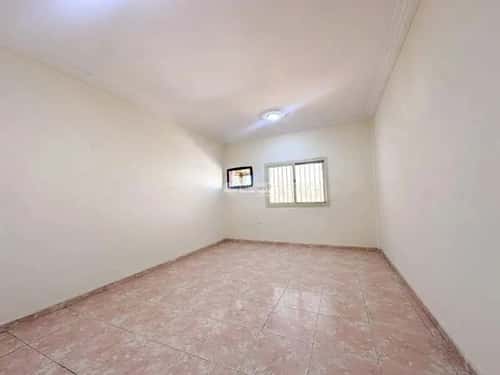 4 bedroom apartment in Al Aziziyah 5