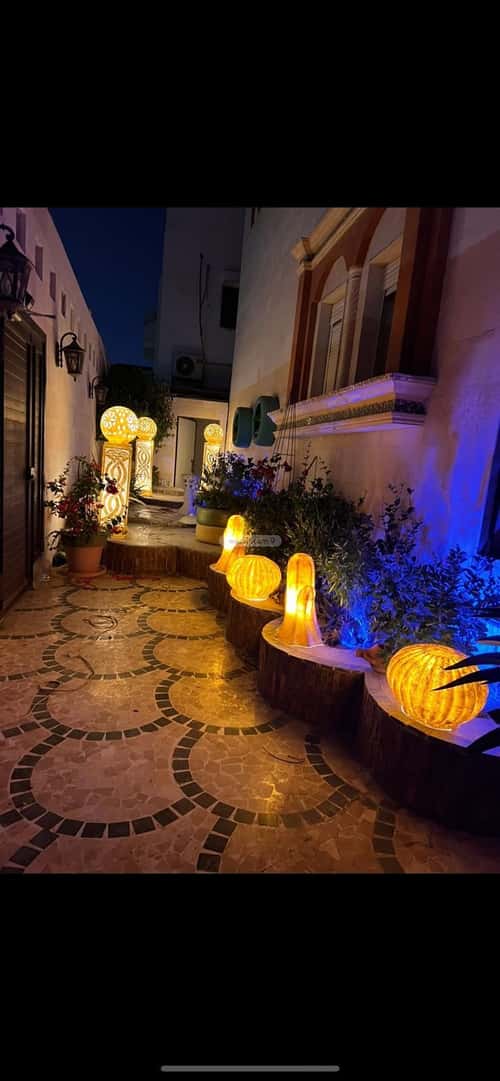 7 bedroom villa in Al Zahra 2