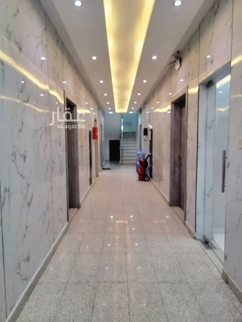 30 bedroom apartment in Al Wizarat 8