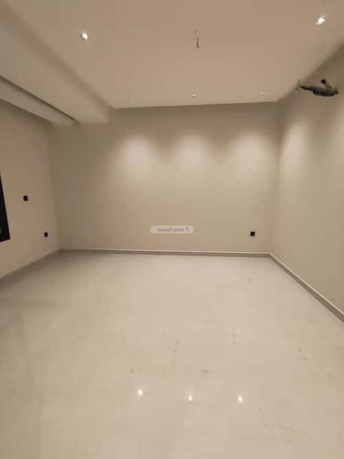 7 bedroom villa in Al Yaqout 4