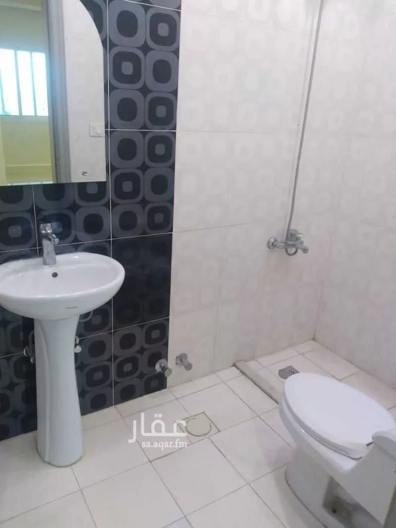 3 bedroom apartment in Hittin 4