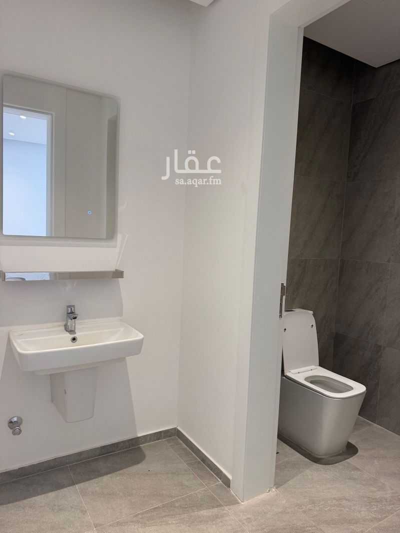 3 bedroom apartment in Umm Al Hamam Al Gharbi, Riyadh 17