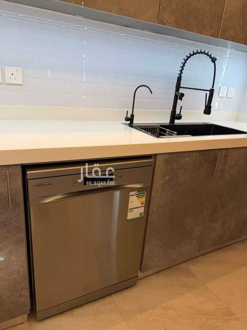 3 bedroom apartment in Umm Al Hamam Al Gharbi, Riyadh 14