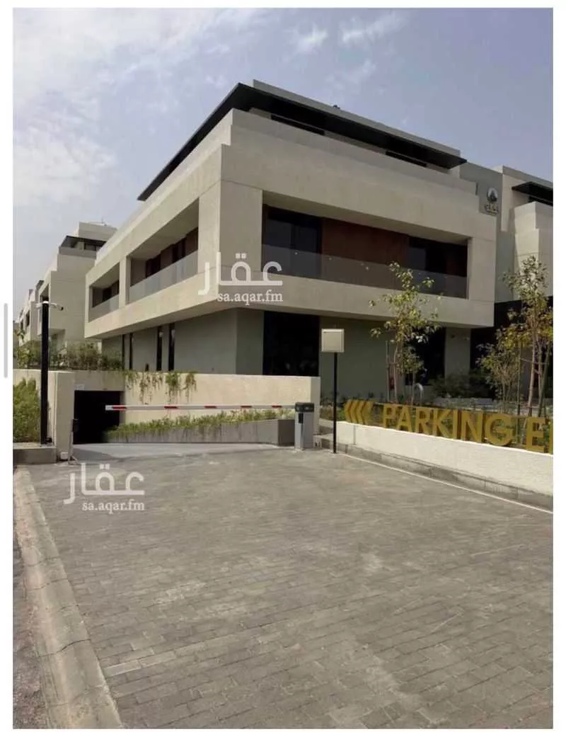 3 bedroom apartment in Umm Al Hamam Al Gharbi, Riyadh 8