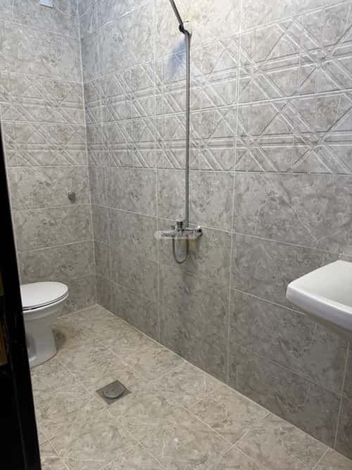 6 bedroom apartment in Al Shawqiyyah 3