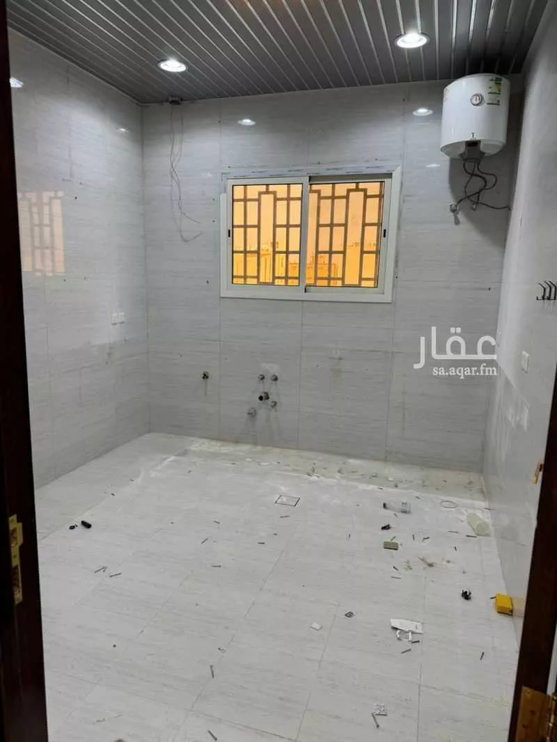 3 bedroom floor in As Saadah 7