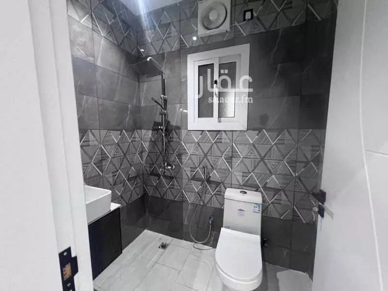 5 bedroom apartment in Mishrifah 3