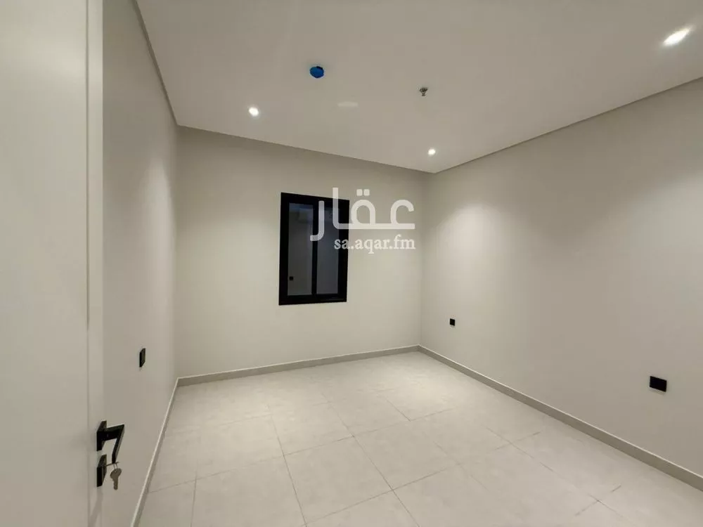 2 bedroom apartment in Al Bahr, Eastern Province 7