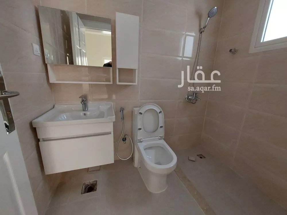 2 bedroom apartment in Al Rakah Ash Shamaliyah 12