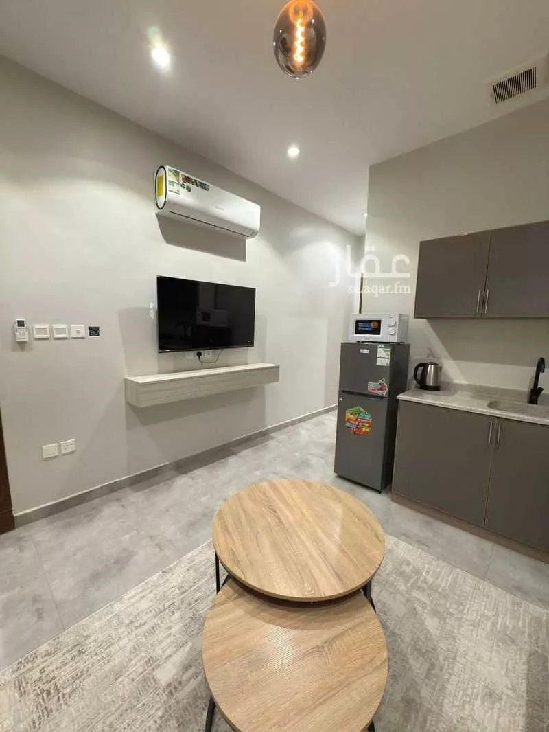 1 bedroom apartment in Al Thuqbah 6