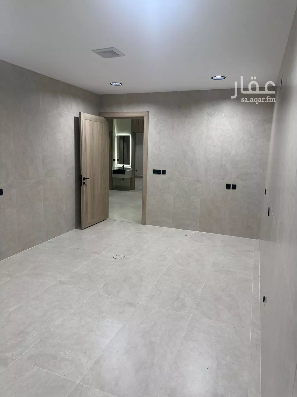 8 bedroom villa in Al Amanah, Eastern Province 8