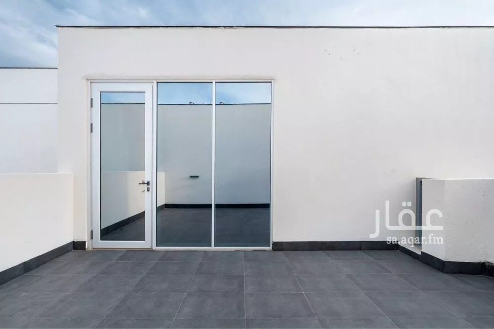4 bedroom villa in Al Nuzhah, Eastern Province 5